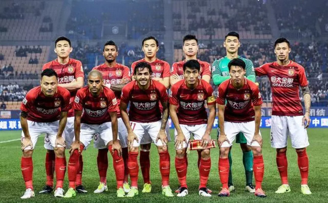 缺席无疑会