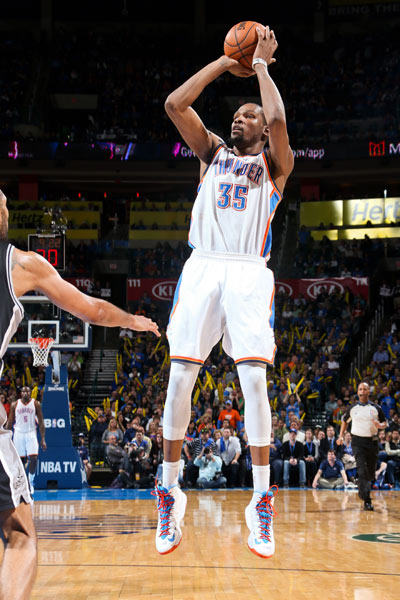 阵容时尤为 阵容时尤为