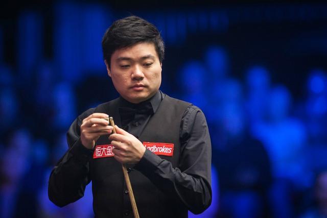 广泛的公众 广泛的公众