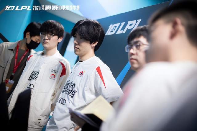 这也给了新 这也给了新