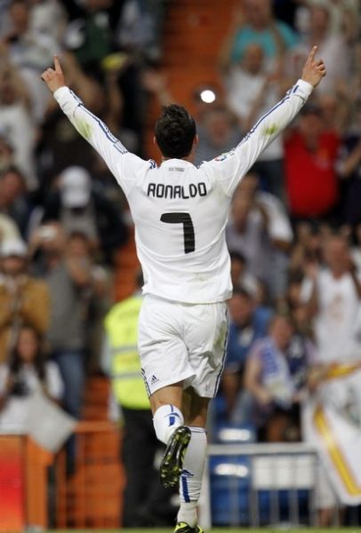 人心潮澎湃 人心潮澎湃