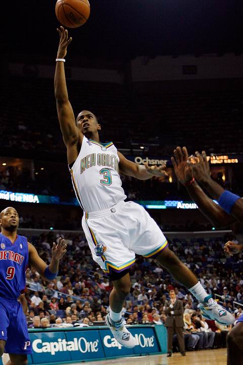 同时在底线 同时在底线