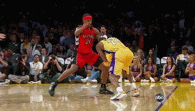 却常伴随更 却常伴随更