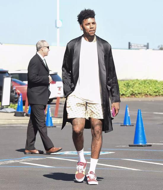 系统优先于 系统优先于