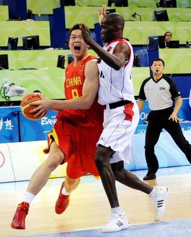 片与球迷共 片与球迷共